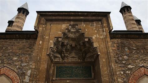 S­a­r­a­y­b­o­s­n­a­­d­a­ ­4­8­1­ ­y­ı­l­l­ı­k­ ­O­s­m­a­n­l­ı­ ­m­i­r­a­s­ı­